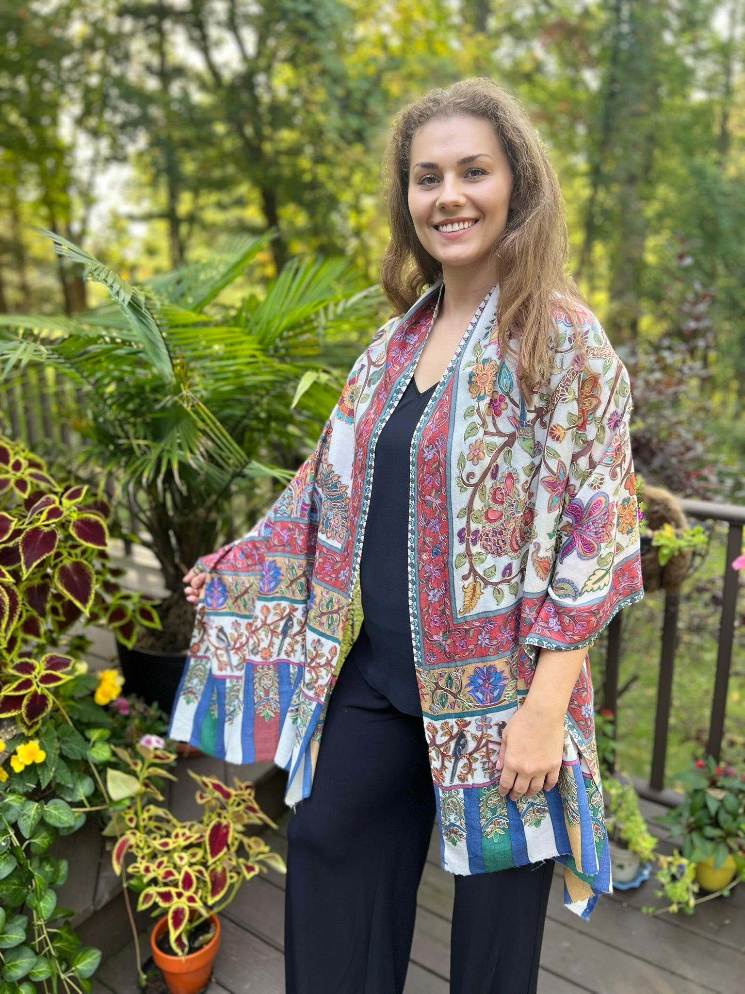 Hand-Painted Kalamkari Wool Shawl: Vibrant Kashmir Art Stole
