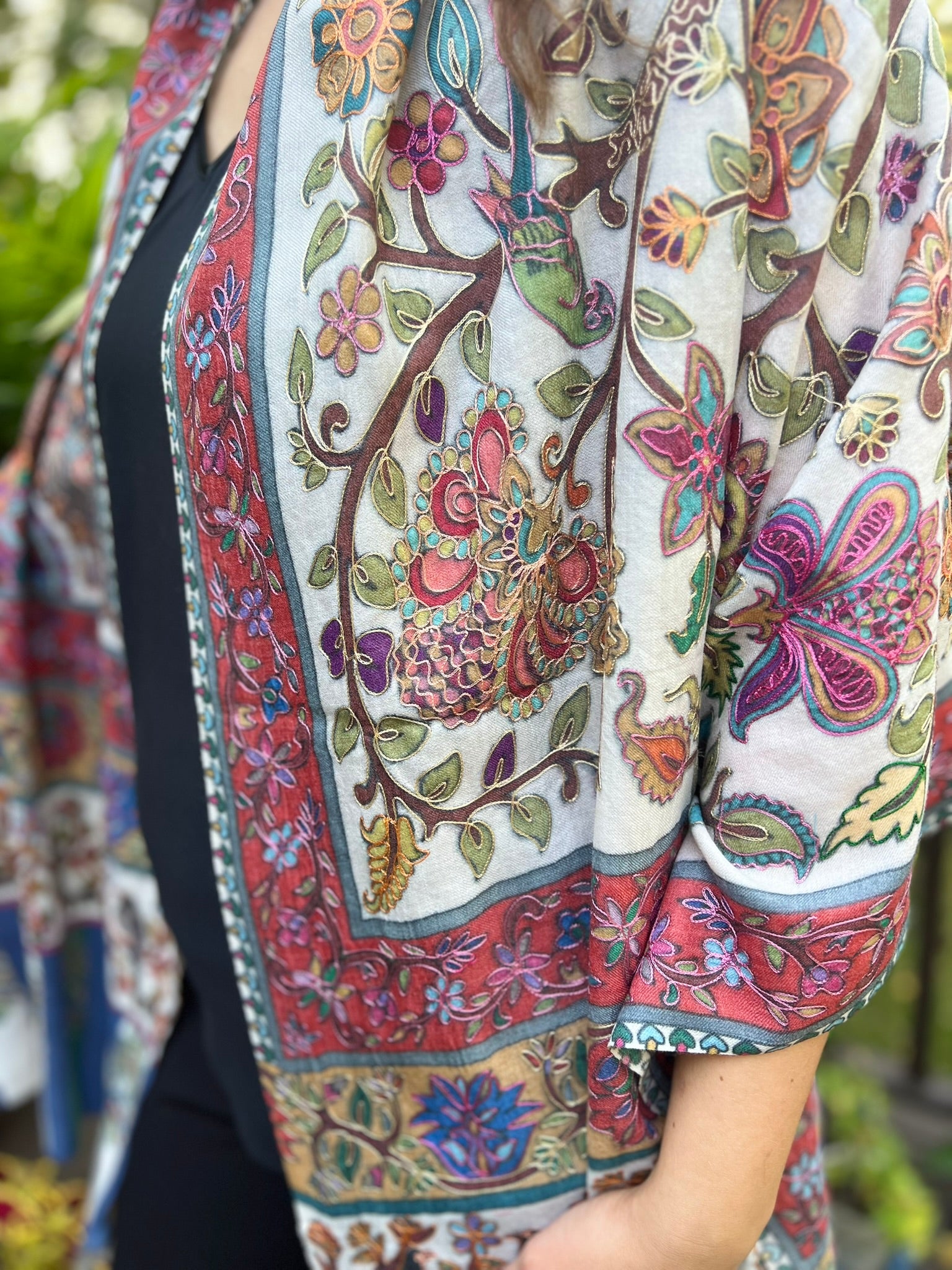 Hand-Painted Kalamkari Wool Shawl: Vibrant Kashmir Art Stole